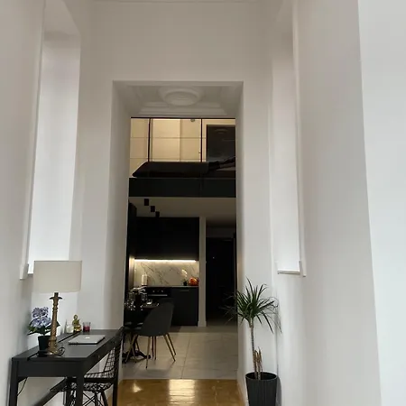 Cozy Penthouse Tymienieckiego In The Center Łódź